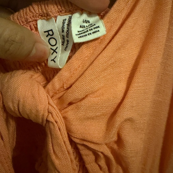 Peach Sleeveless Dress - Picture 5 of 6